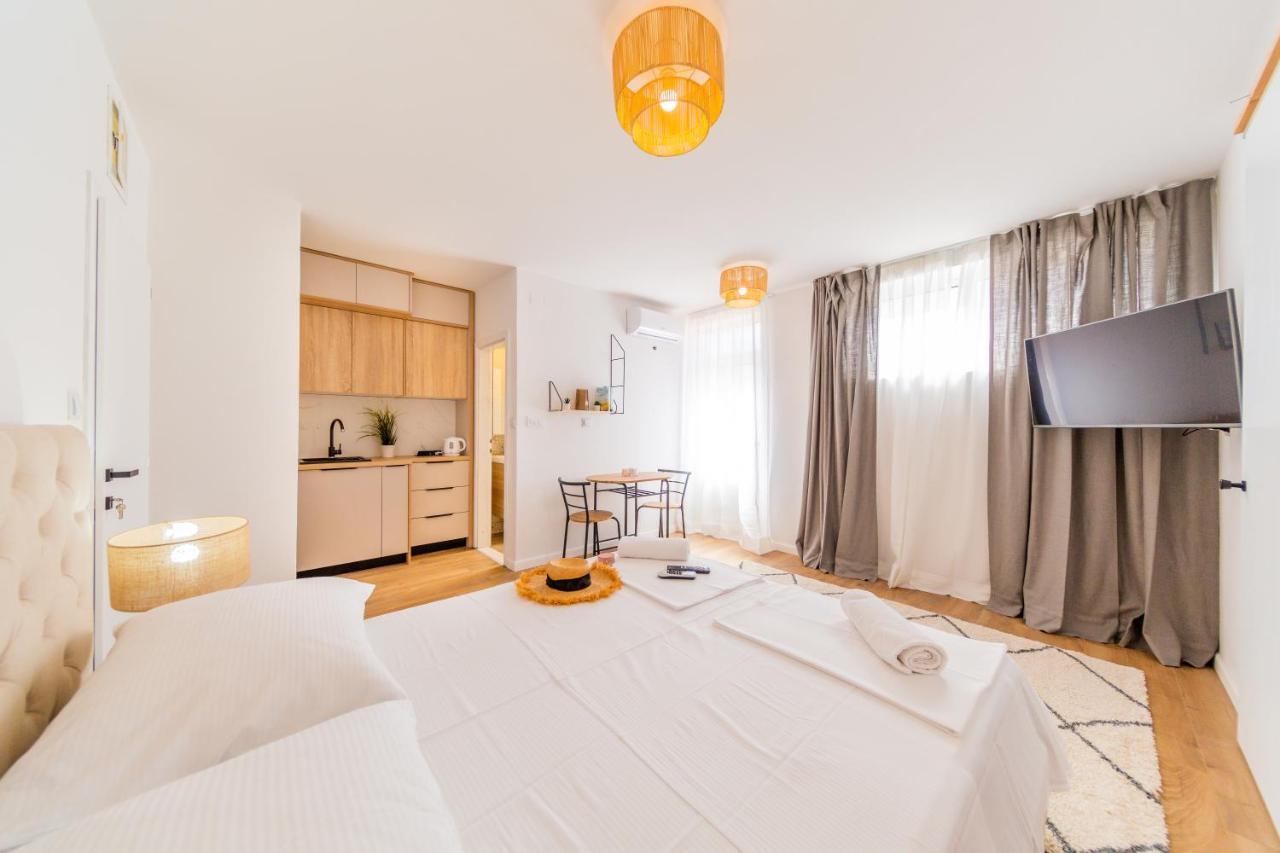 Central Seaside Residence Vis Luaran gambar