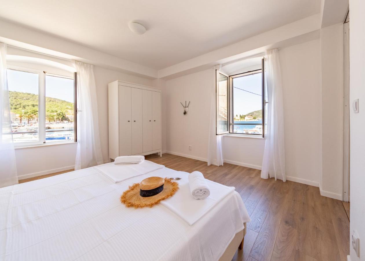 Central Seaside Residence Vis Luaran gambar