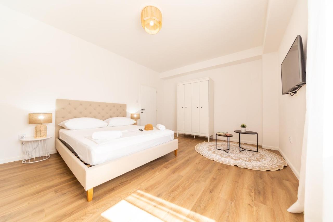 Central Seaside Residence Vis Luaran gambar