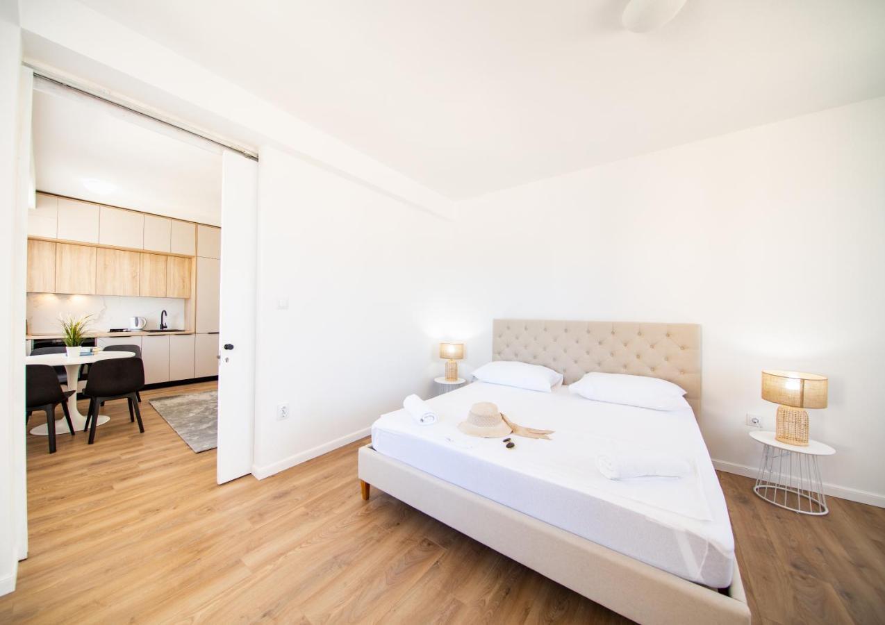 Central Seaside Residence Vis Luaran gambar