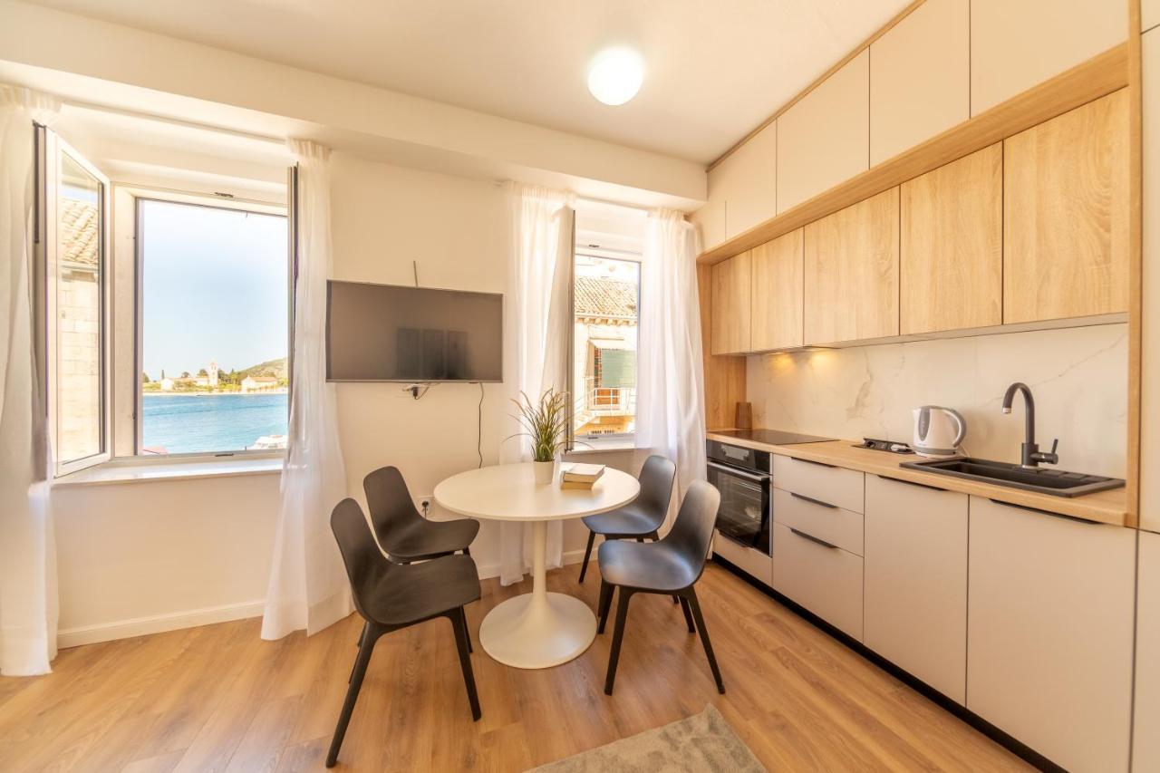Central Seaside Residence Vis Luaran gambar