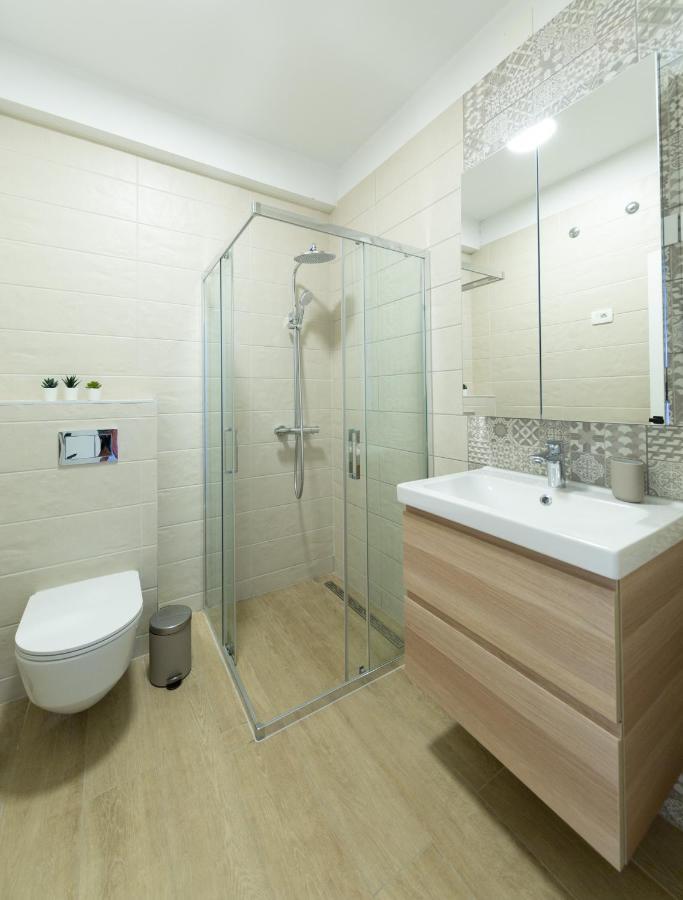 Central Seaside Residence Vis Luaran gambar