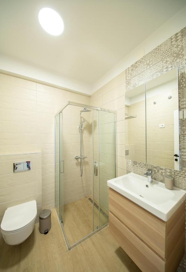 Central Seaside Residence Vis Luaran gambar
